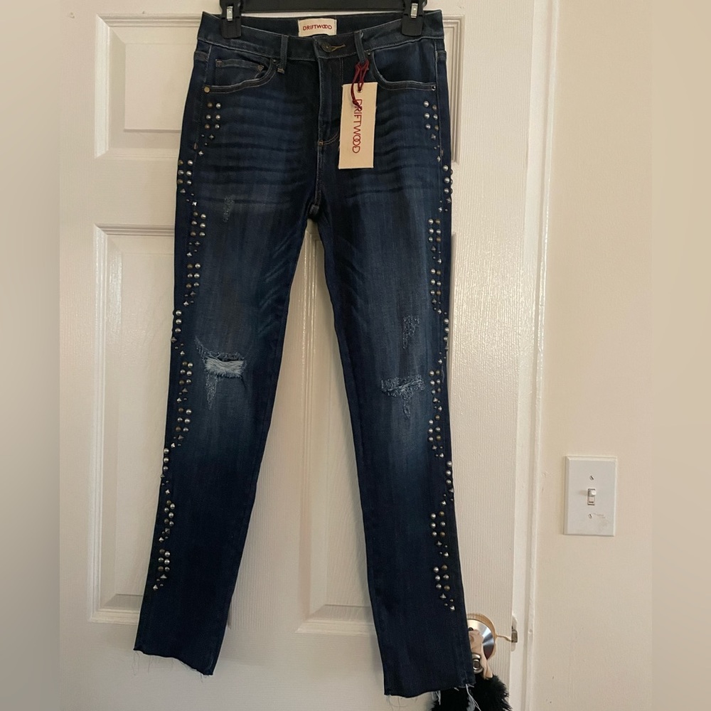 💎DRIFTWOOD- Women’s Ripped Beaded Jean, Size:27x28